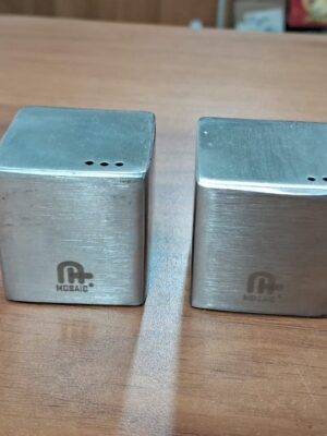 SALT AND PEPPER QUBE | MOSAIC | SALT AND PEPPER,SHAKER,NAMAK DAANI | SNP-37-QUB |