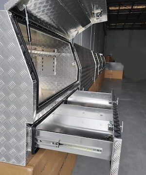 ALUMINIUM SANDHOOK | MISC | BOX,SANDHOOK |  |  | 0.01